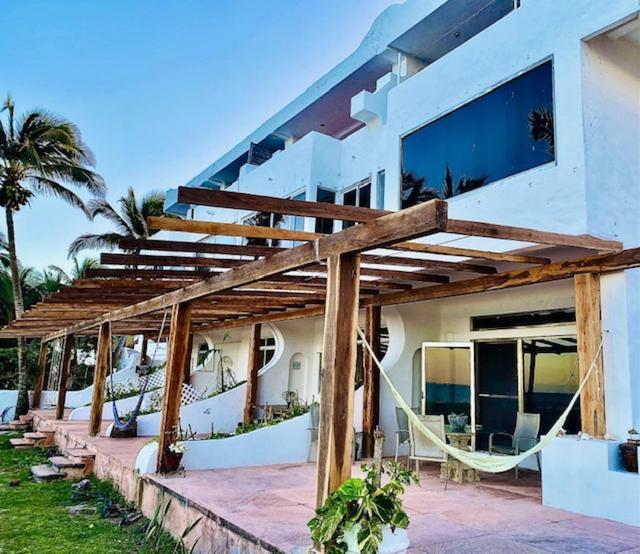 Punta Me Beach Suites Cancun Exterior photo